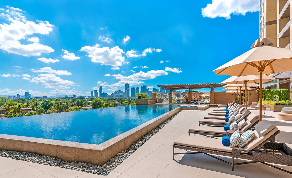 A Pic of the Discovery Primea Pool